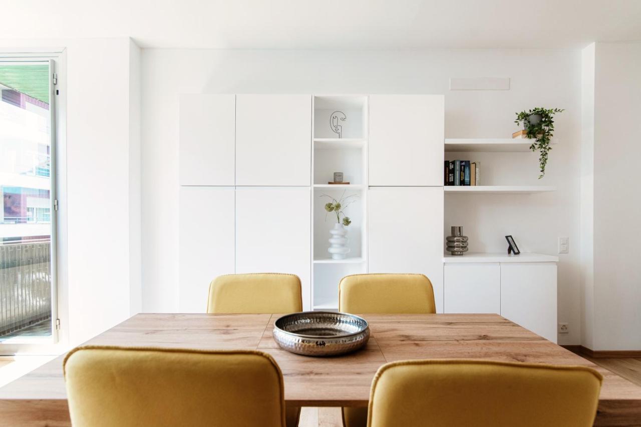 Palace Apartment By Quokka 360 - 2 Minutes From Lugano Lido Екстериор снимка