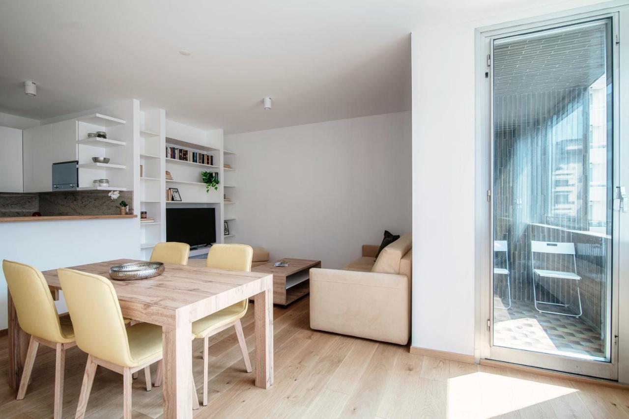 Palace Apartment By Quokka 360 - 2 Minutes From Lugano Lido Екстериор снимка
